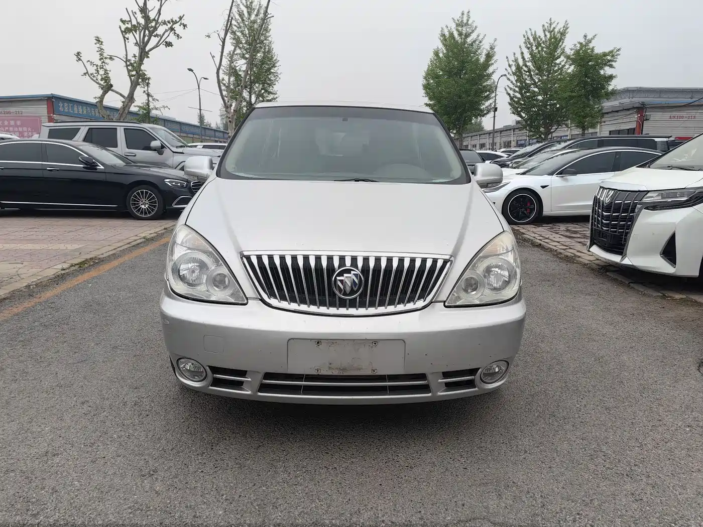 Buick GL8 2014 2.4L Classic Edition фото 2