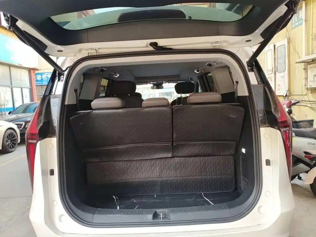 Photo 19 - Maxus Maxus G70