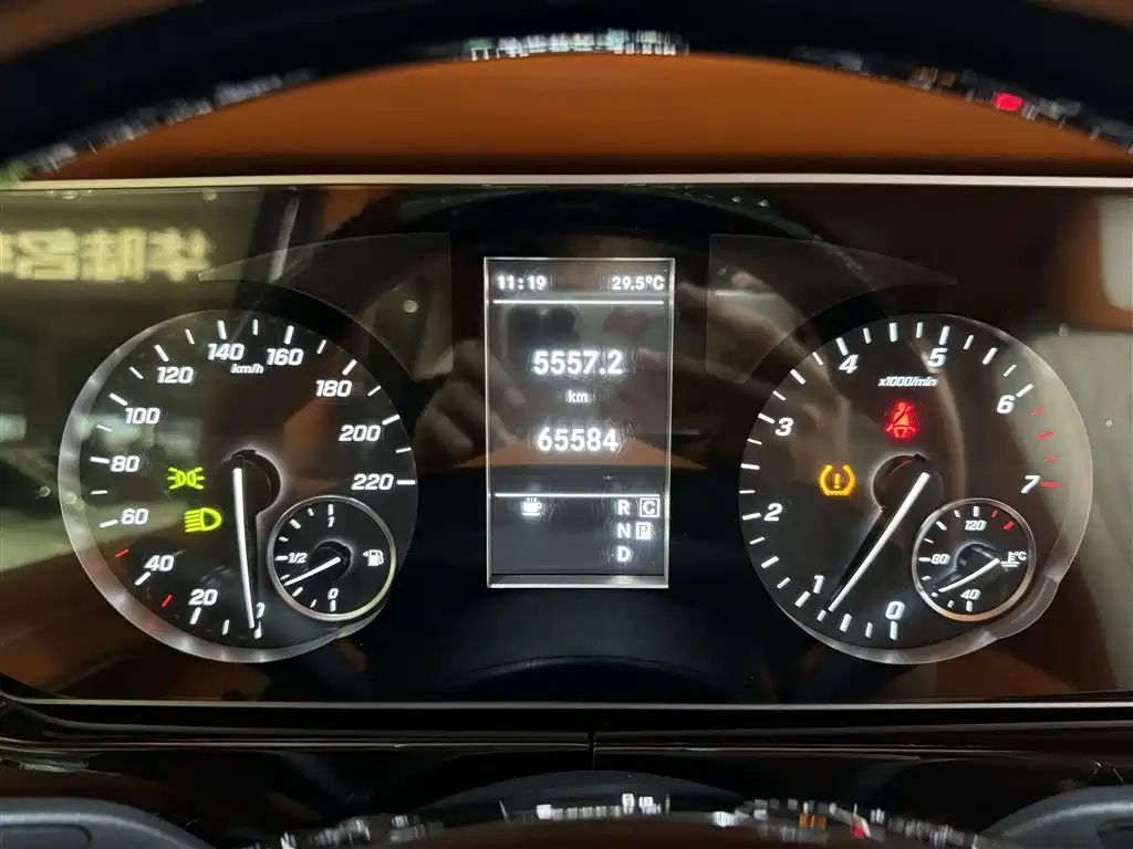 Mercedes-Benz Vito 2021 2.0T Elite 7-Seater фото 11