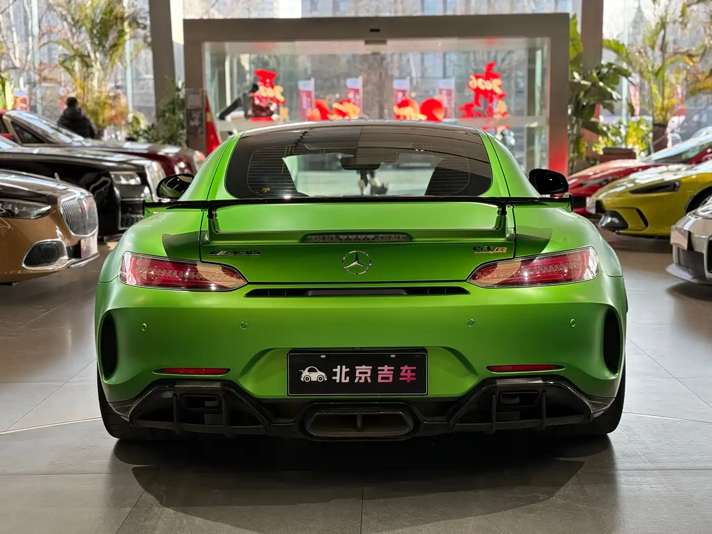 Mercedes-Benz AMG GT 2017 AMG GT R фото 7