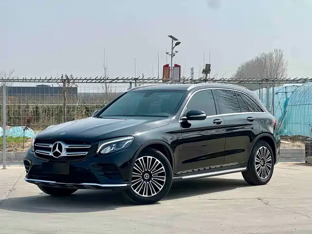 MERCEDES-BENZ GLC