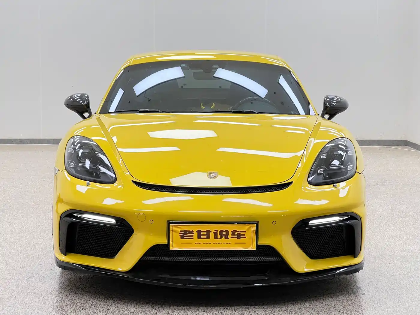 Porsche 718 2016 Cayman 2.0T фото 3