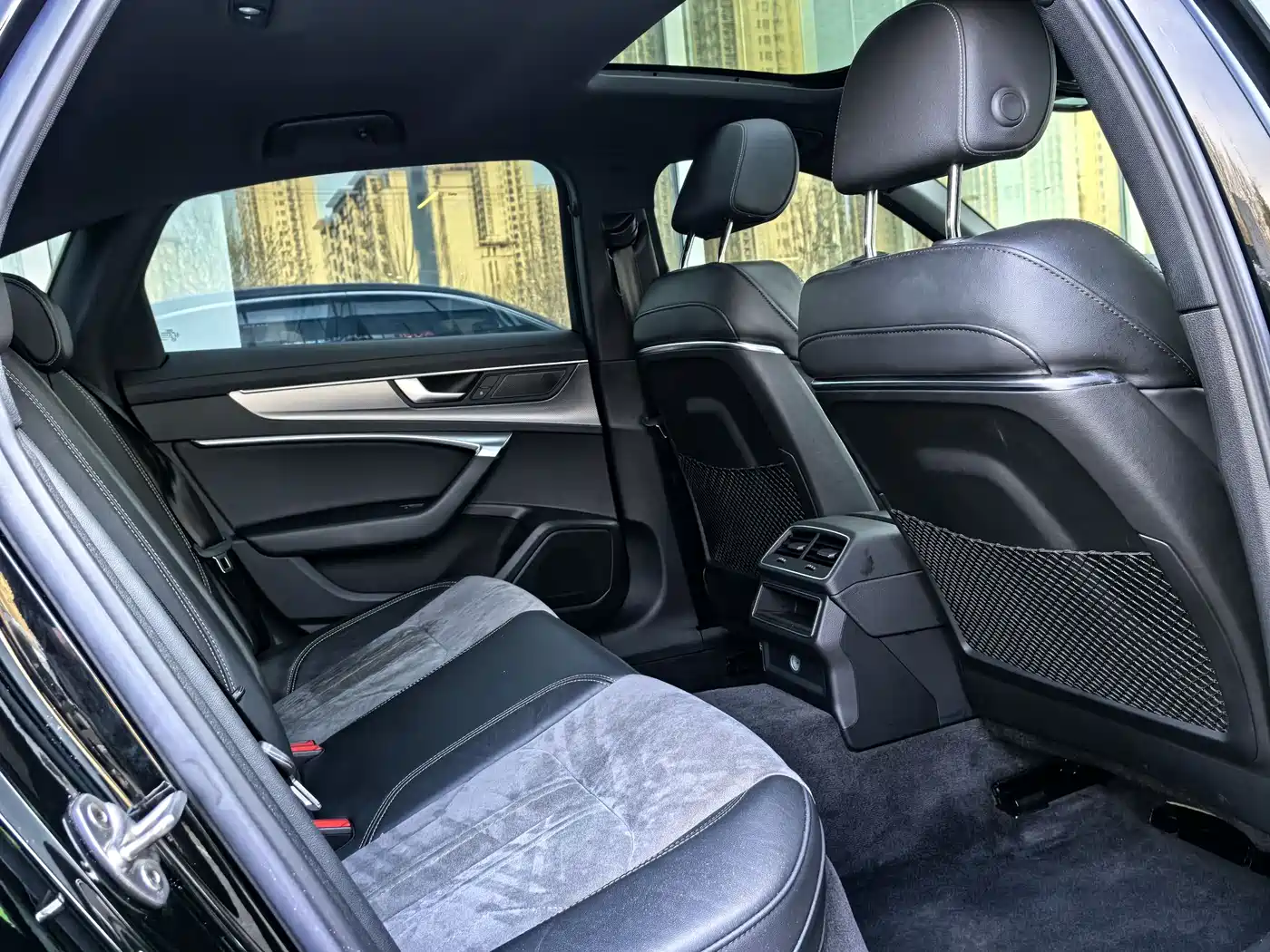 Audi A6L 2021 40 TFSI Luxury Sport фото 4