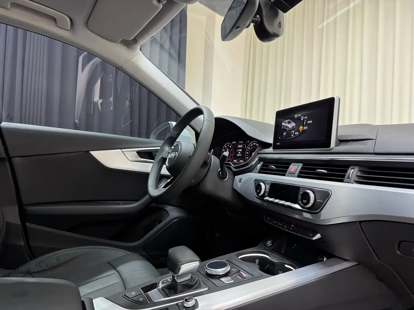 Audi A4L 2019 40 TFSI Fashion (China VI) фото 31