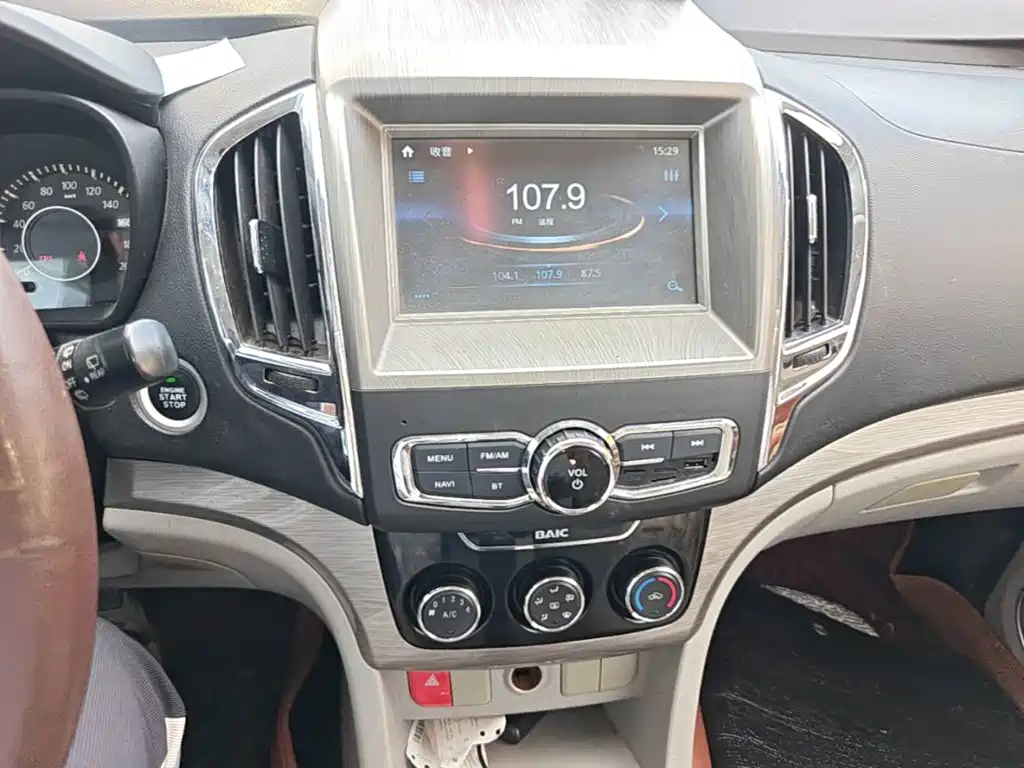 BAIC Huansu H3 2016 2016 H3F 1.5L Manual Noble