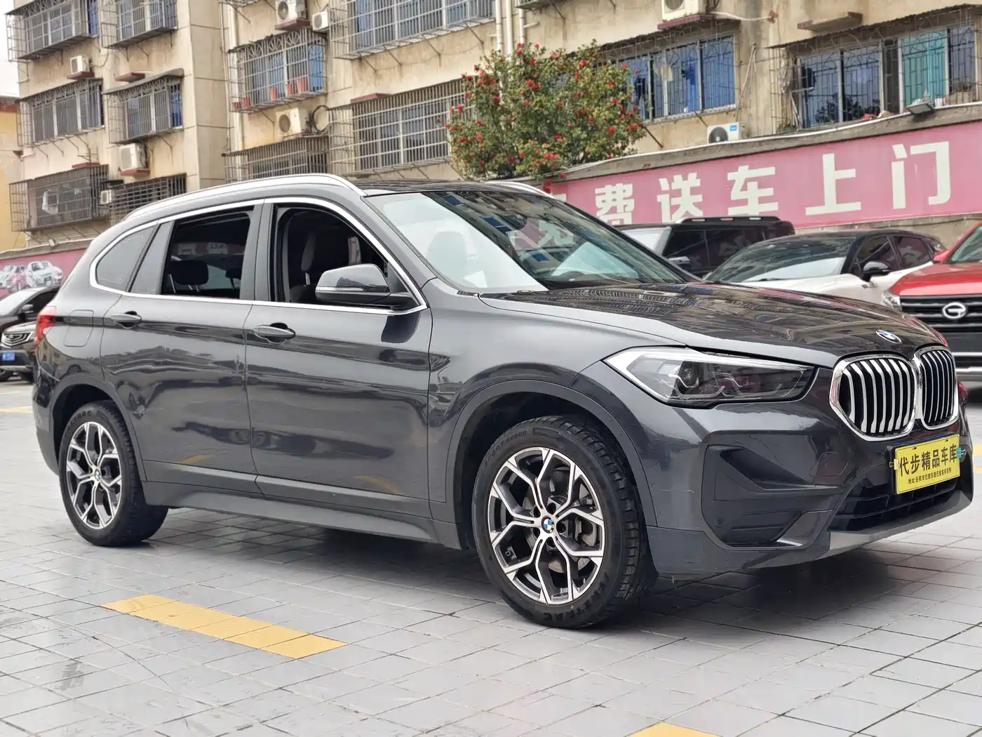 BMW X1