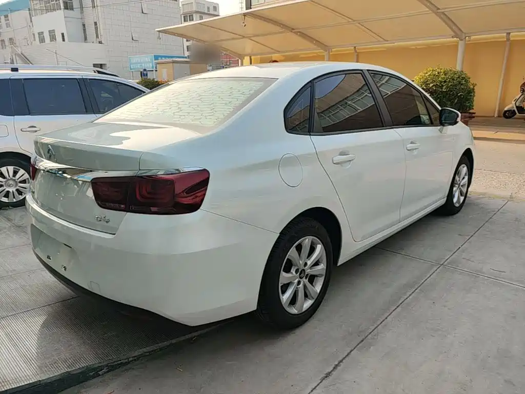 صورة 5 - Citroën C4 C-Quatre