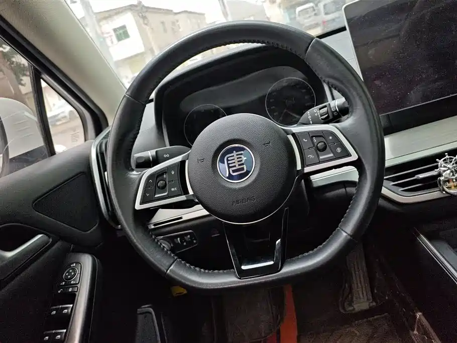 BYD TANG