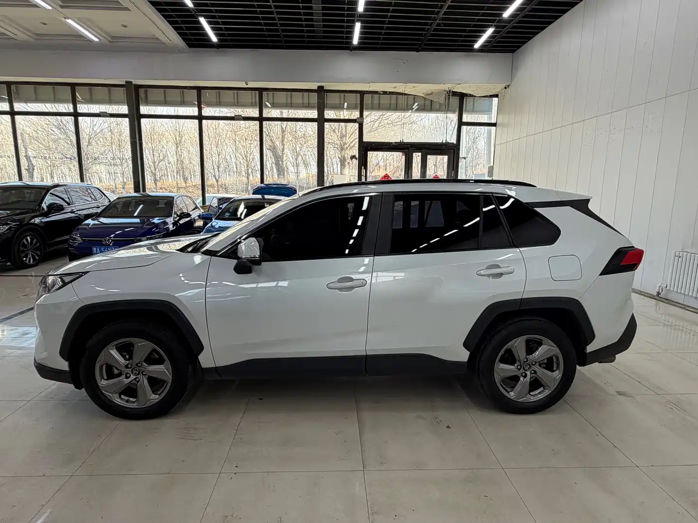 Toyota RAV4 Rongfang 2021 2.0L CVT 4WD Trend PLUS фото 2
