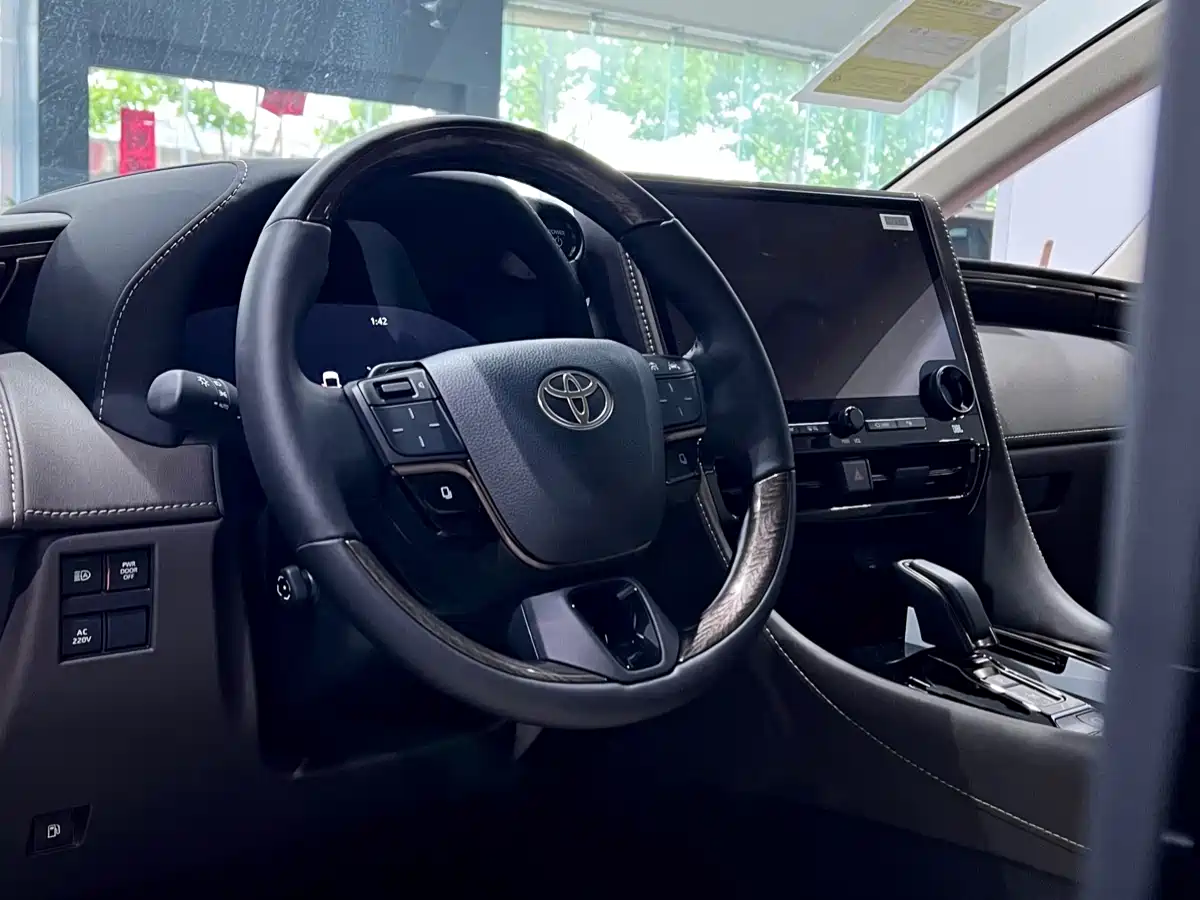 Toyota Alphard 2024 Hybrid 2.5L Prestige Edition фото 6