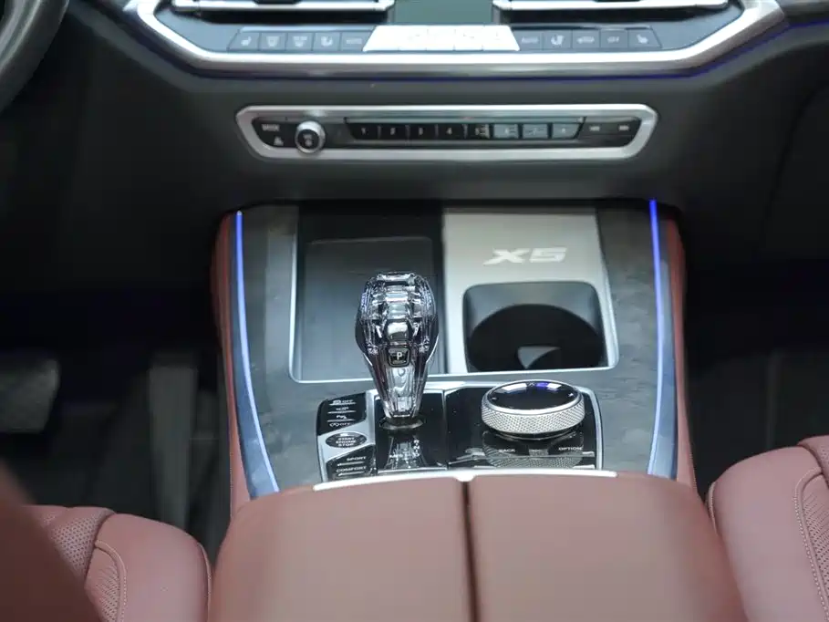 BMW X5 2022 xDrive 30Li Premium M Sport Package фото 23