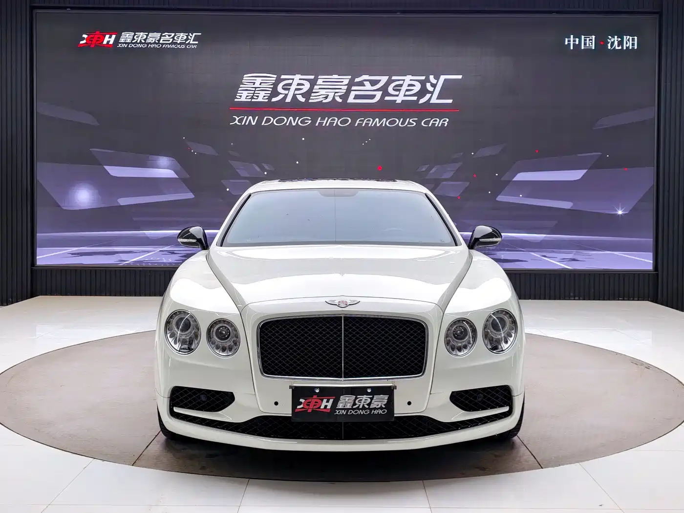 Bentley Flying Spur 2017 4.0T V8 S Standard фото 2