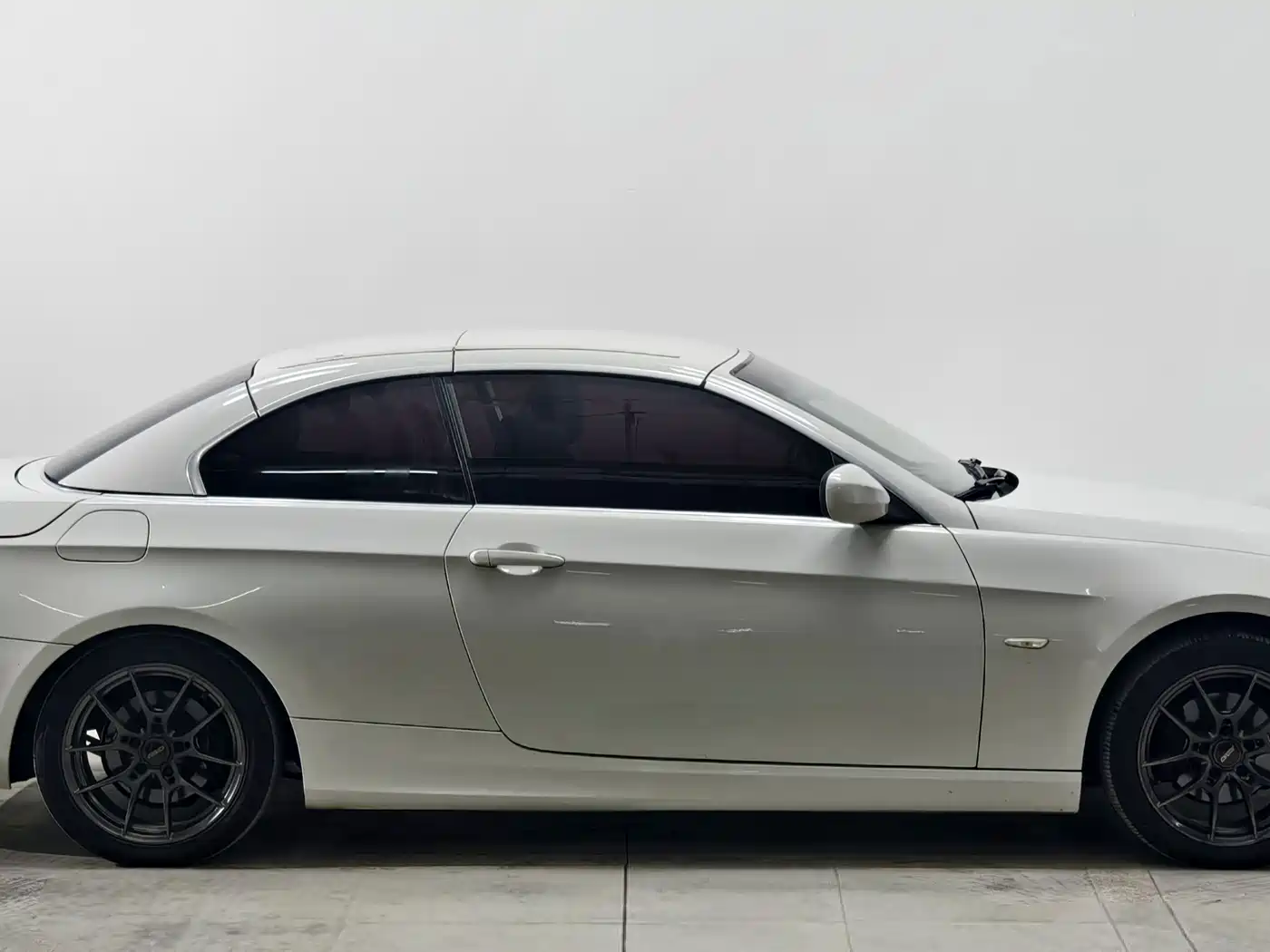 BMW 3 Series (Import) 2012 2011 320i Convertible