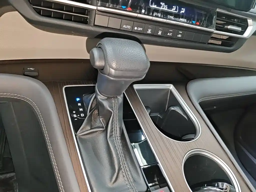 Toyota Sienna 2025 2024 2.5L Hybrid Comfort Edition