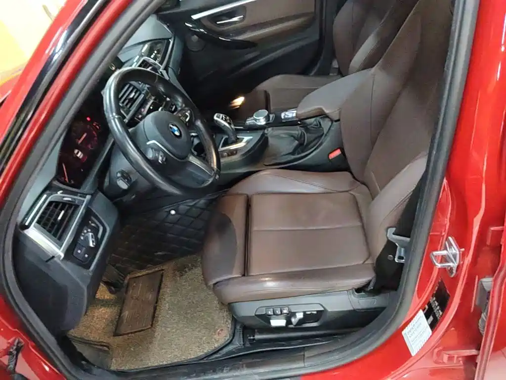 BMW 3 Series 2018 320Li M Sport Black Night Edition фото 15