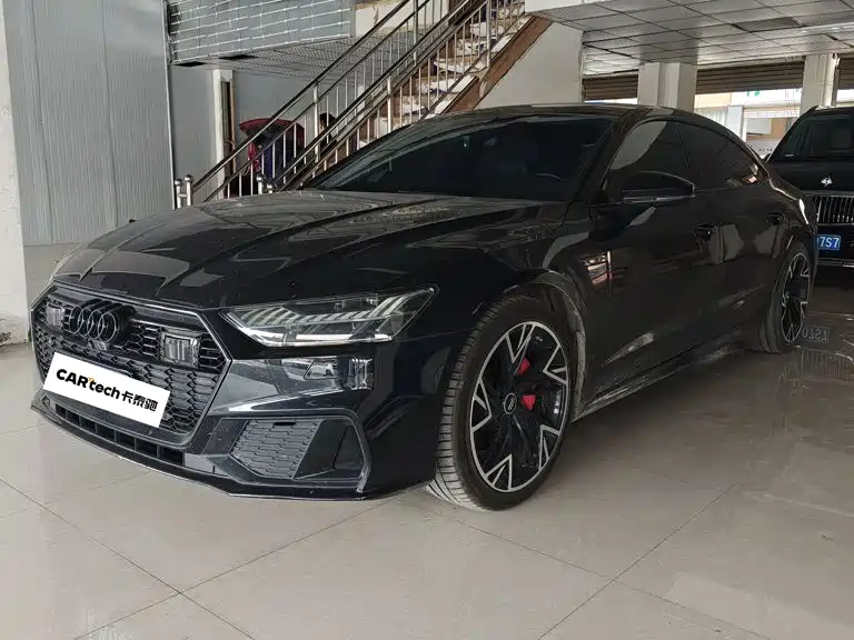 Photo 1 - Audi A7L