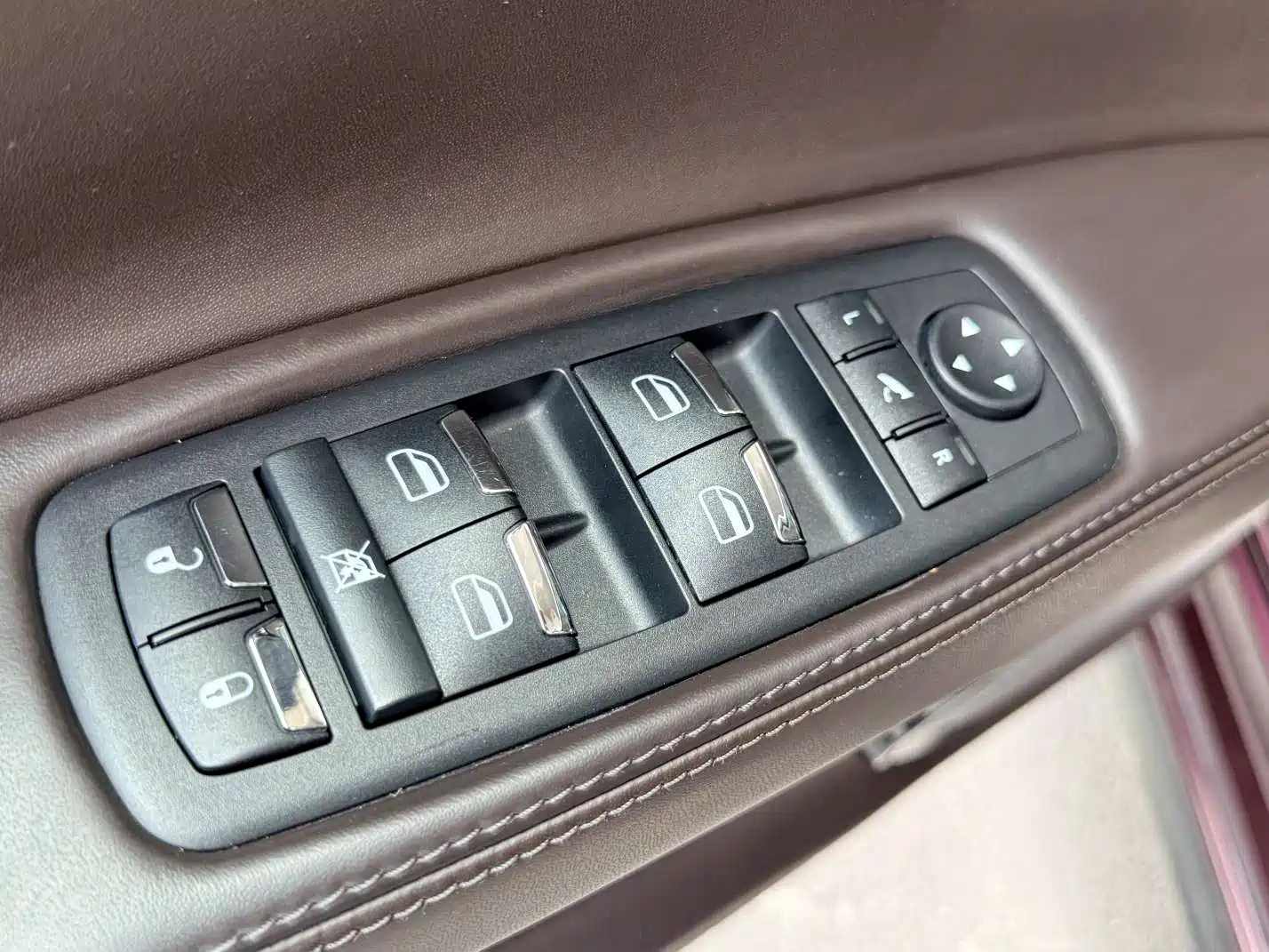 Photo 19 - Maserati Quattroporte