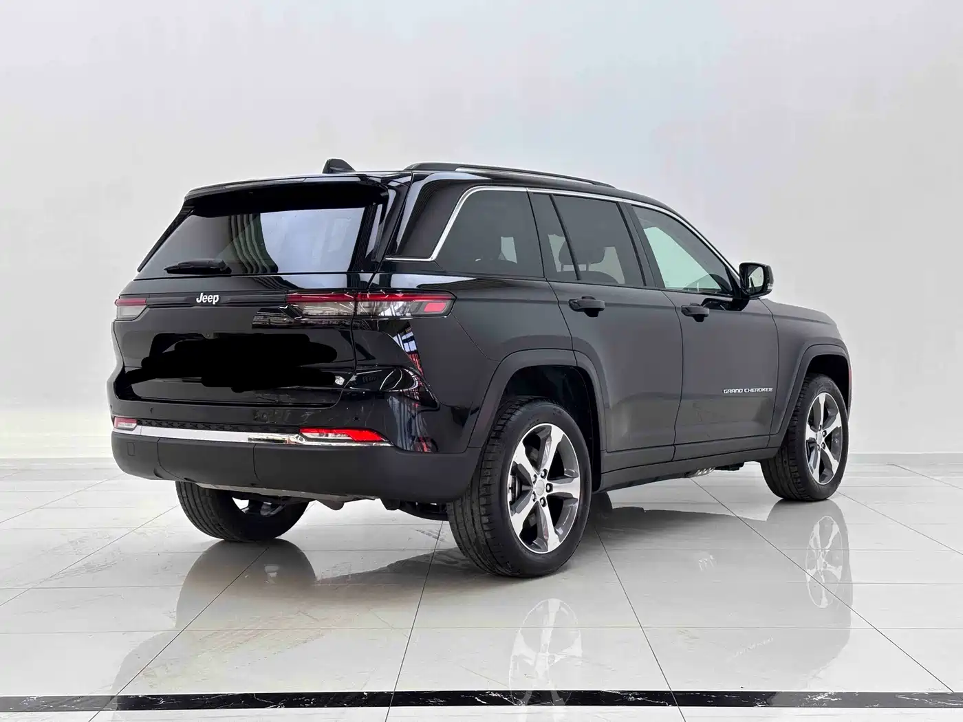 2026 Jeep Grand Cherokee 4xe (Import)