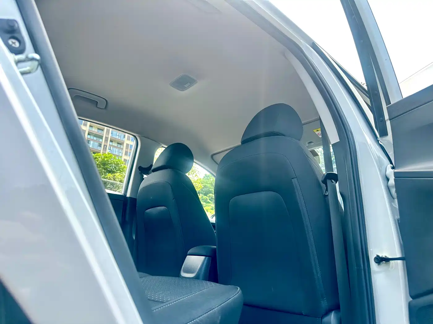 Hyundai Elantra 2018 1.6L Automatic Pleasing Edition GL China VI фото 26