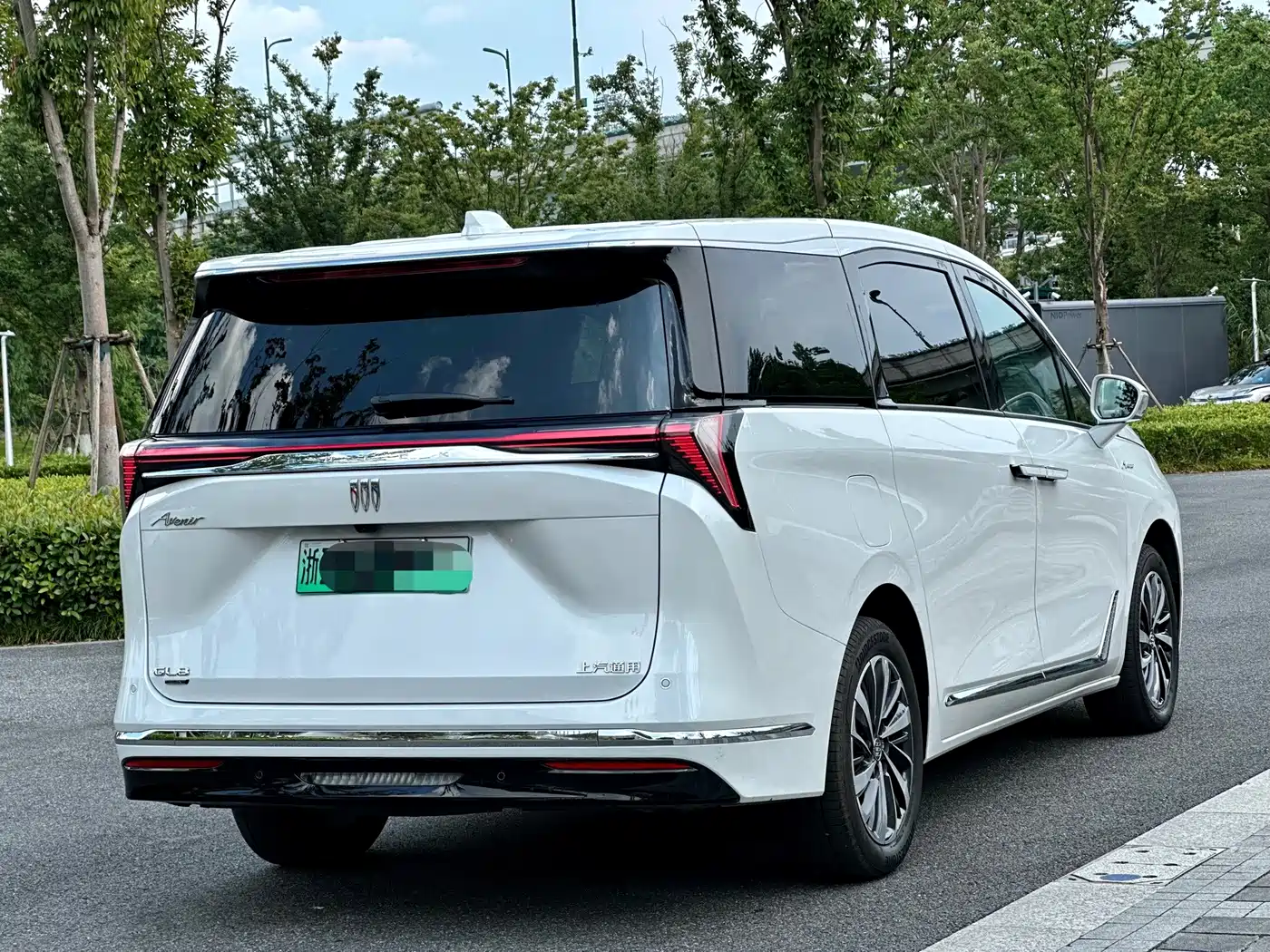 Buick GL8 New Energy 2026 2026 Luzun Smart Luxury Avenir Edition