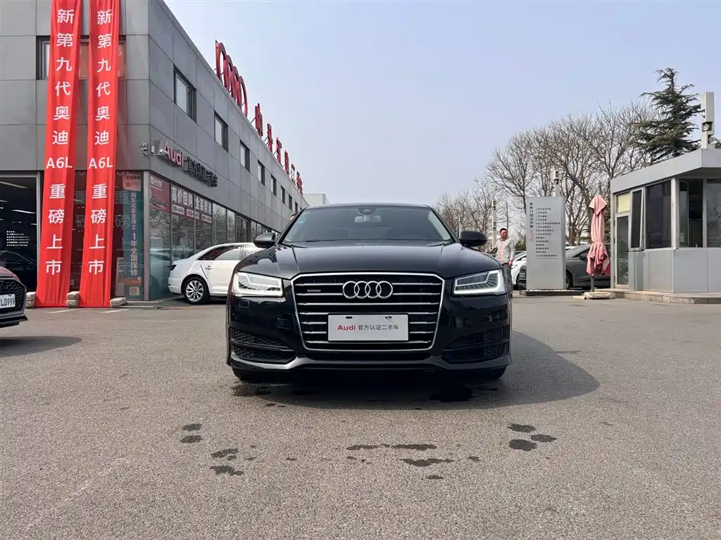 Audi A8 2017 A8L 45 TFSI quattro Comfort фото 8