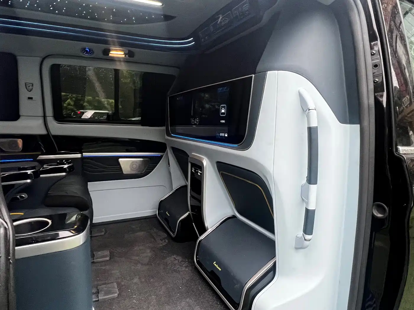 Lorinser VS Series 2021 VS600MX Gulfstream Harmony фото 8