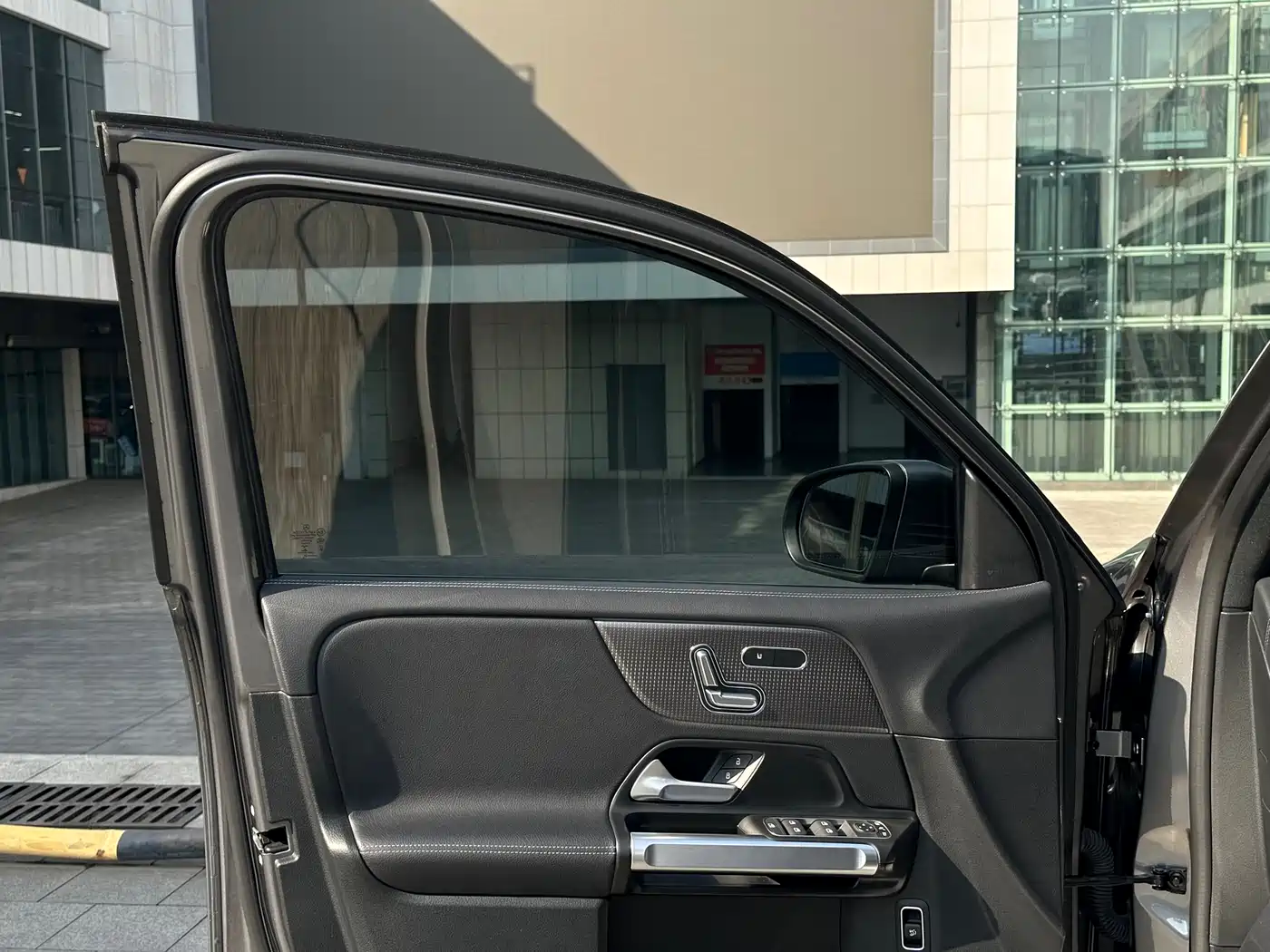 Mercedes-Benz GLB 2023 GLB 220 Dynamic фото 5