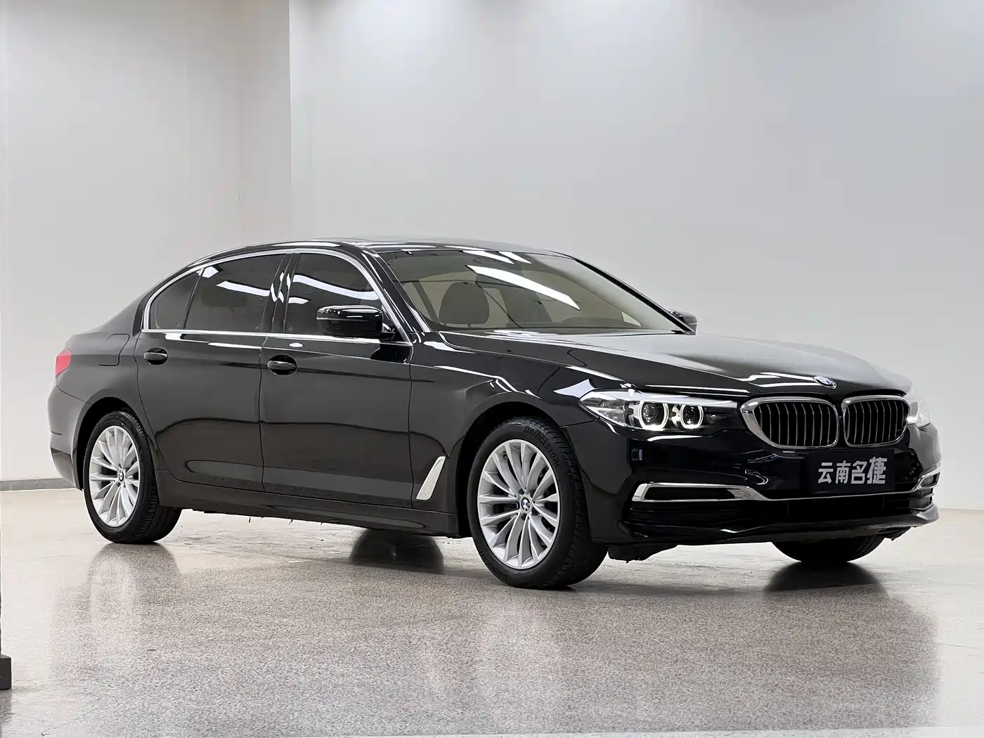 BMW 5 Series 2019 Facelift 525Li Luxury Package фото 3