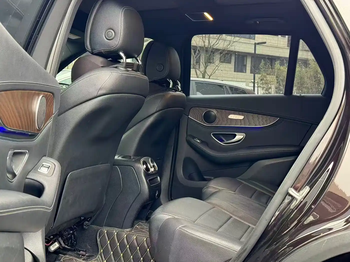 Mercedes-Benz GLC 2020 GLC 300 L 4MATIC Dynamic фото 4