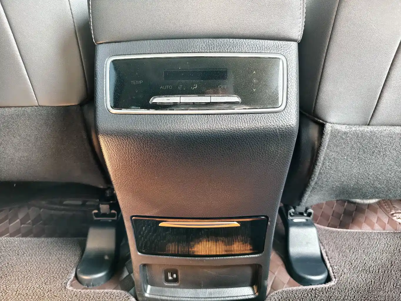 Changan CS95 2019 2019 2.0T 2WD Luxury