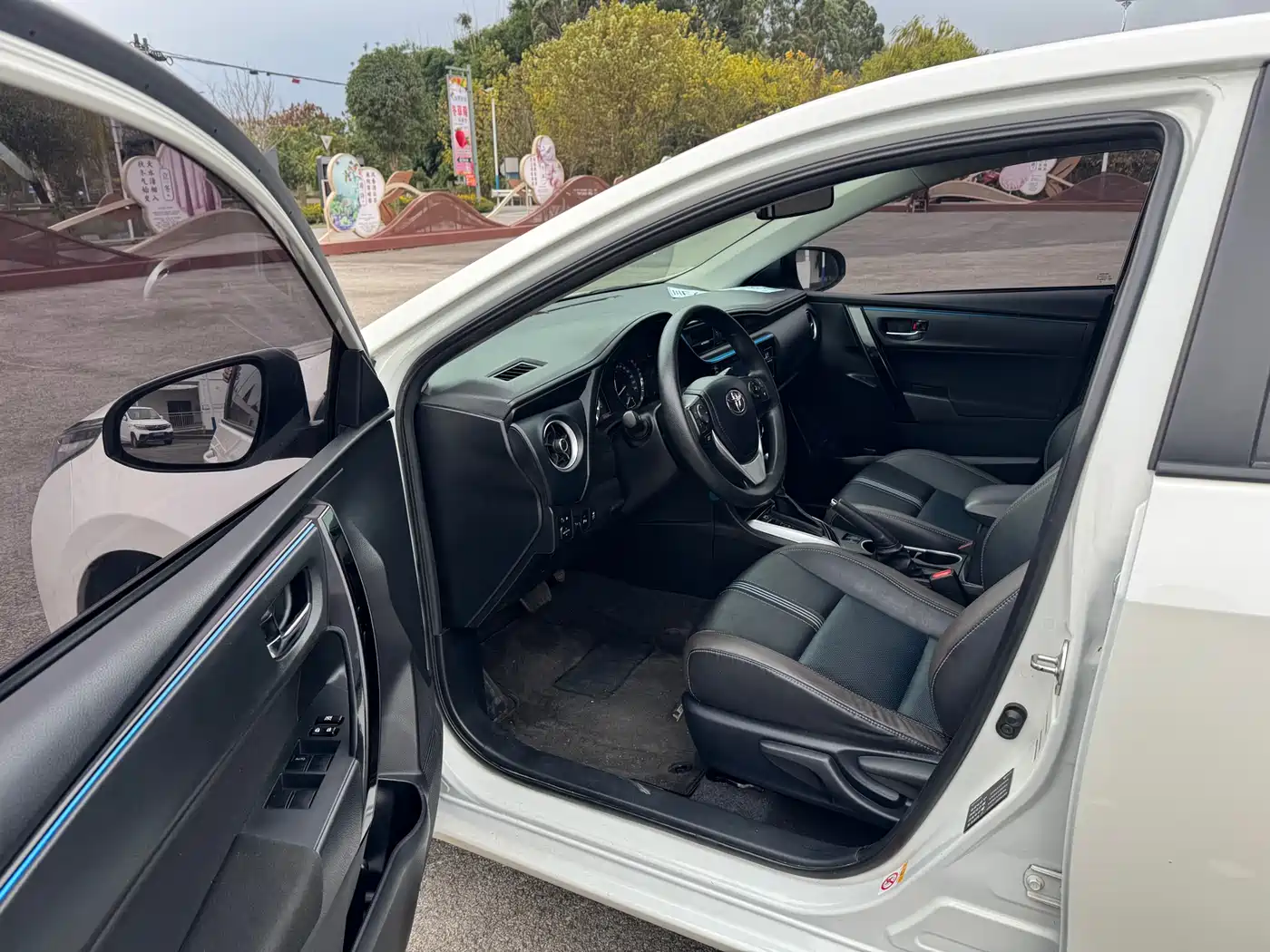 Toyota Levin 2018 185T CVT Premium Edition China V фото 13