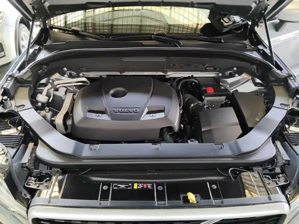 Фото 20 - Volvo XC60