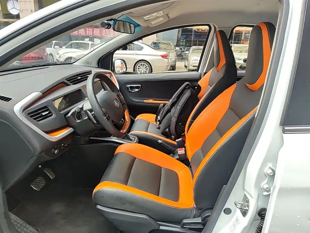 Geely Yuanjing X1 2018 2017 1.3L Auto Fun Edition
