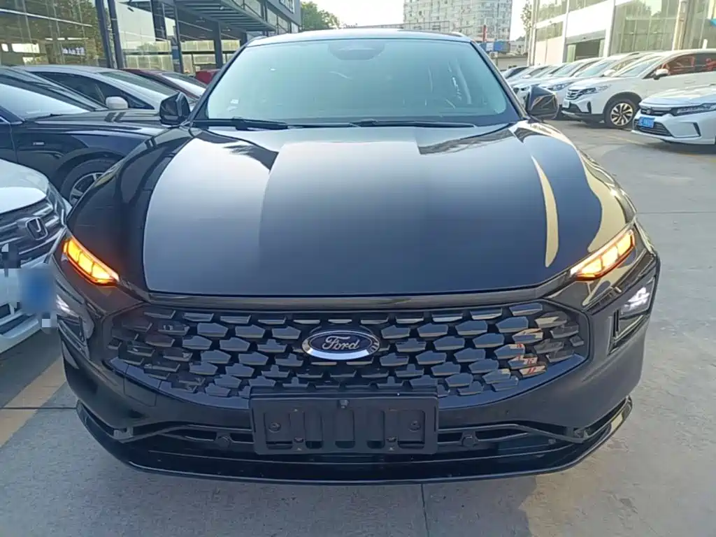 Photo 3 - Ford Mondeo