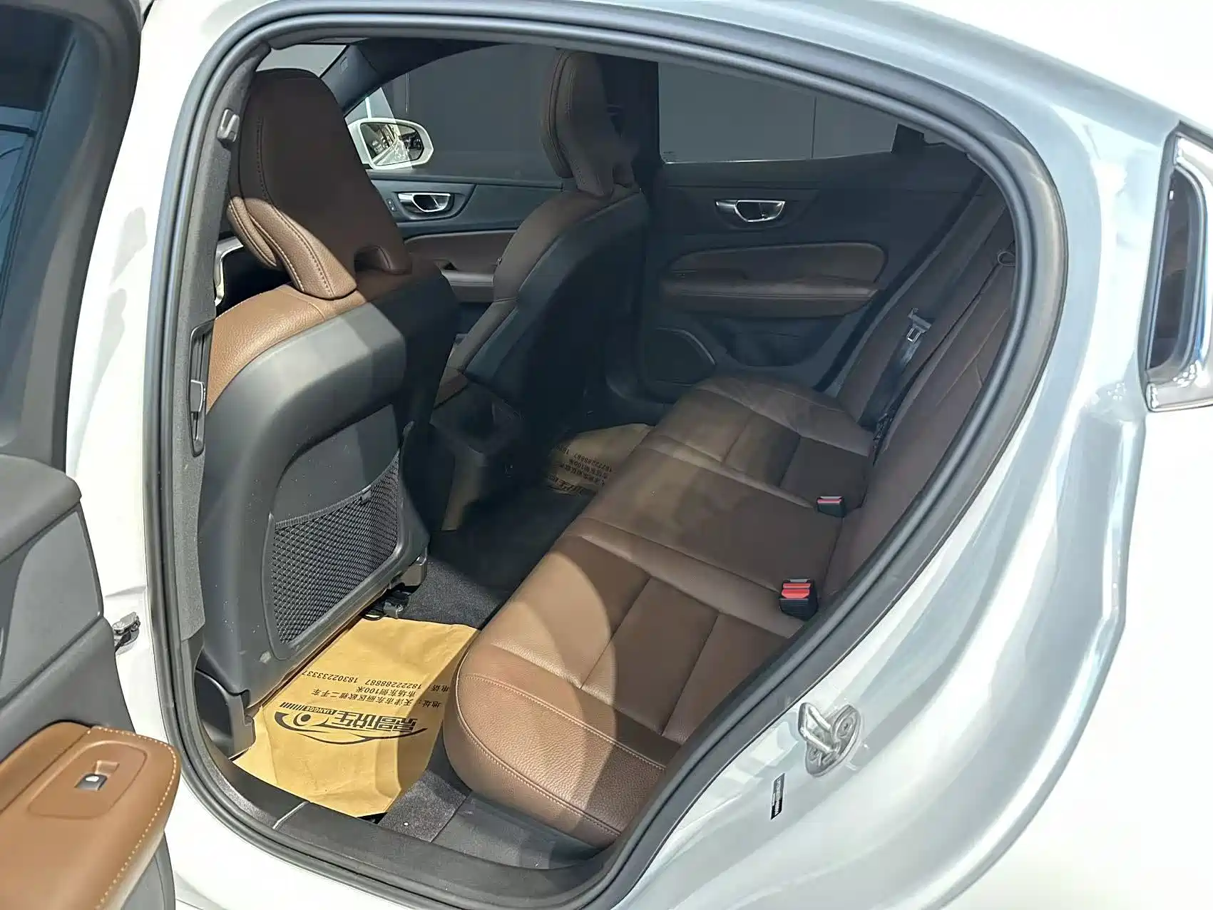 Фото 11 - Volvo S60