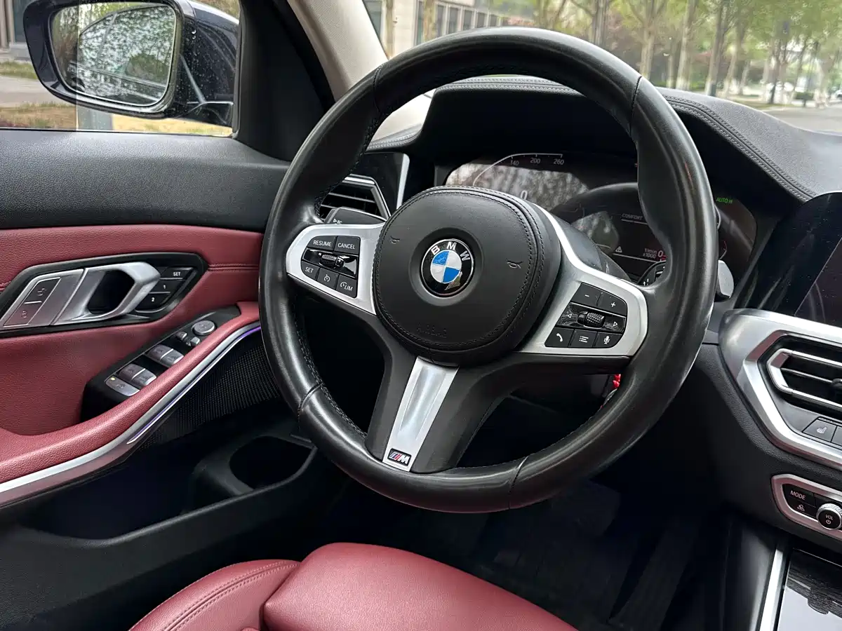 BMW 3-SERIES