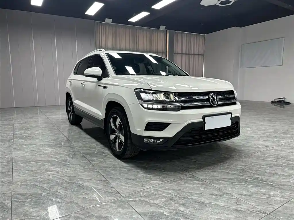 VOLKSWAGEN TUYUE