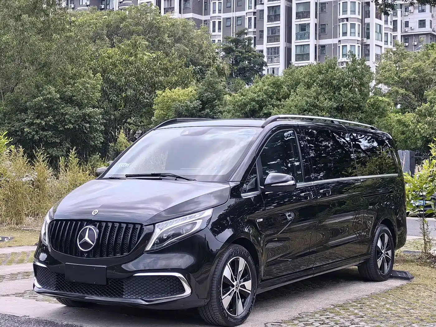 Mercedes-Benz V-Class 2021 V 260 L Long Wheelbase Premium Edition