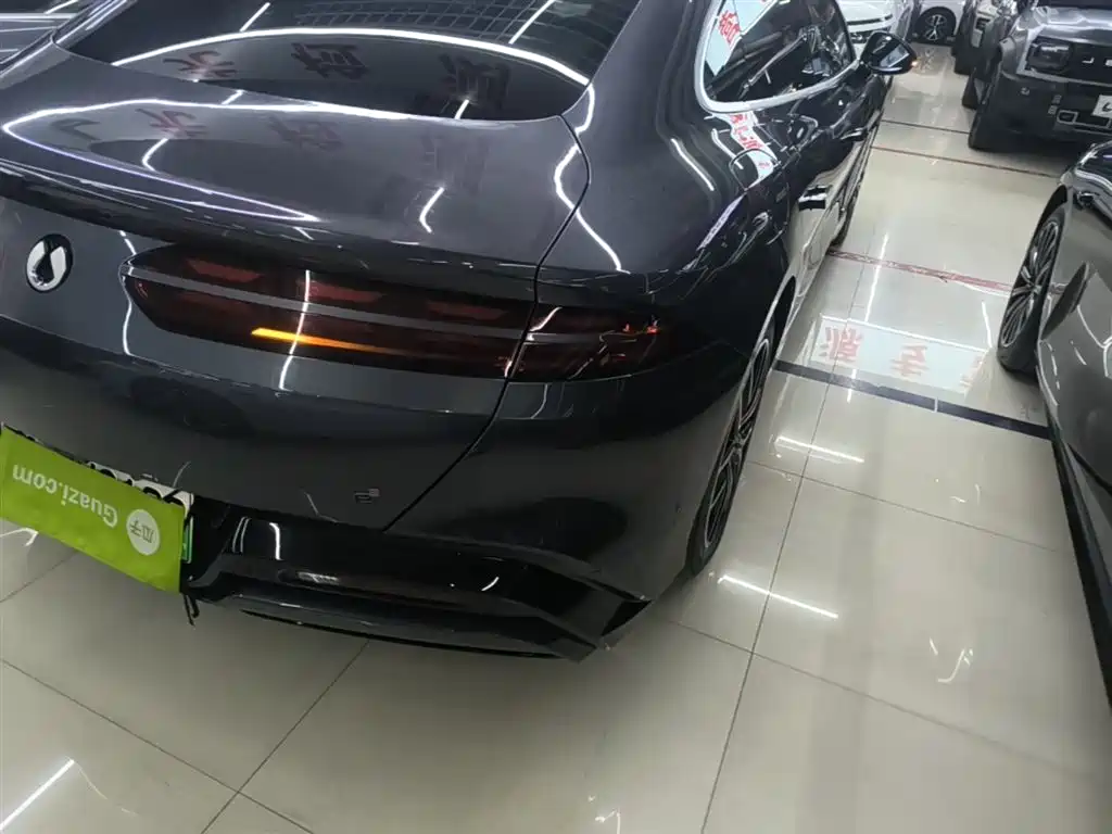 Denza Z9 2024 Model 630km AWD Max Edition фото 8