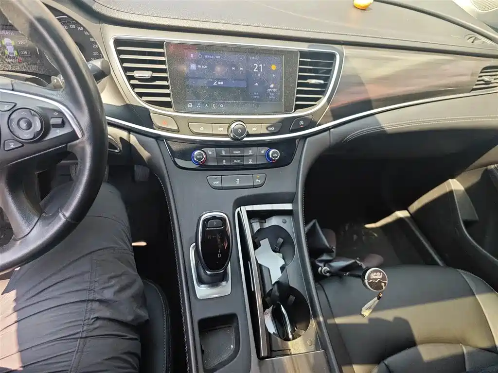 Buick LaCrosse 2021 652T Luxury Edition фото 6