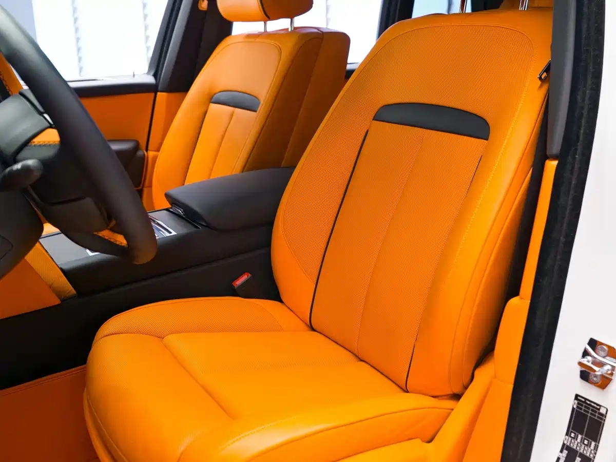Rolls-Royce Cullinan 2025 2024 4-Seater