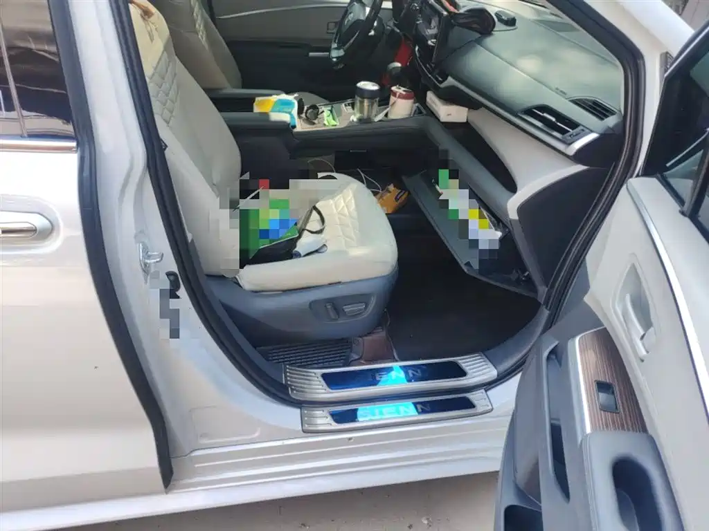 Toyota Sienna 2024 2.5L Hybrid Comfort Edition фото 20