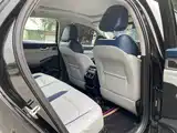 Фото 9 - Geely Preface