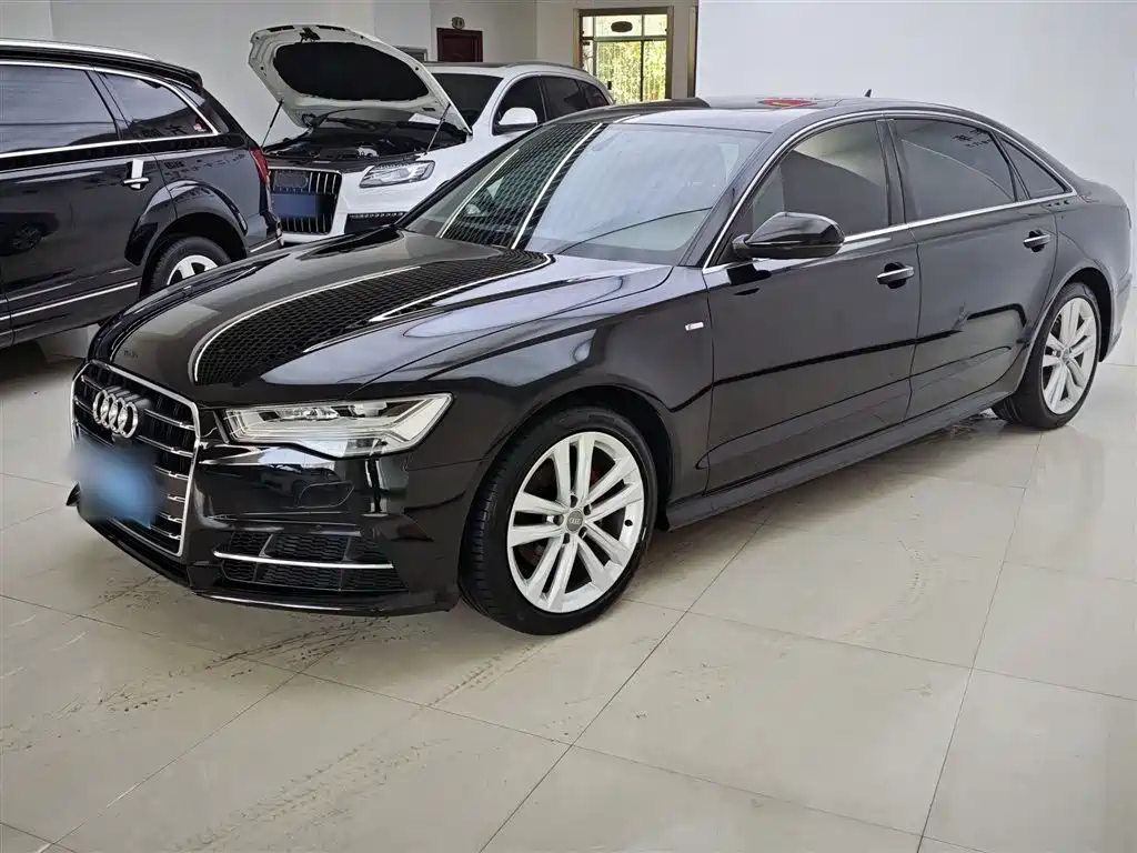 Audi A6L 2018 30th Anniversary 35 TFSI Sport фото 2