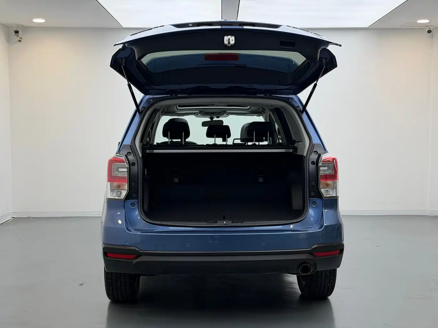 Subaru Forester 2016 2.0i Fashion Navigation Edition фото 20
