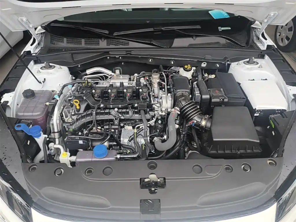 Changan Eado 2026 2025 Blue Whale 1.5T 500Bar Premium