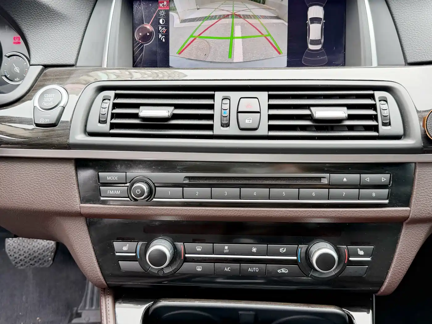 BMW 5 Series 2017 525Li Luxury Design Package фото 11