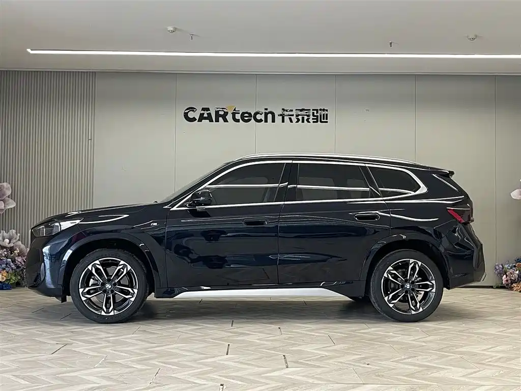 BMW X1 2023 sDrive25Li M Sport Package фото 8