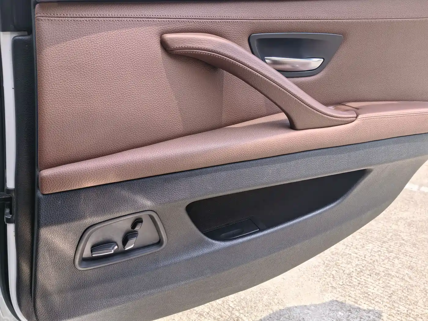 BMW 5 Series 2017 520Li Classic Edition фото 18