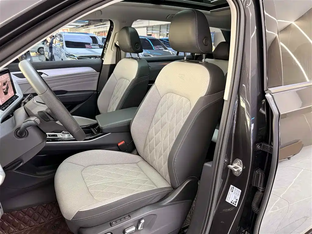 Volkswagen Talagon 2023 380TSI 4WD R-Line Touring Edition фото 5